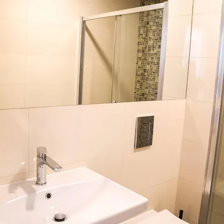 Rose And Lejlighedshotel 3*