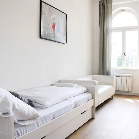 Rose And Apartahotel Praga